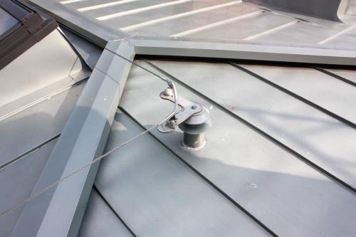 Linea-vita-su-lamiera-grecata