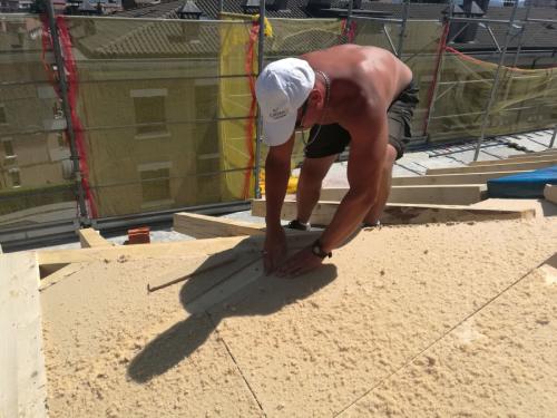 pacchetto-tetto-isolato-con-fibra-di-legno-2