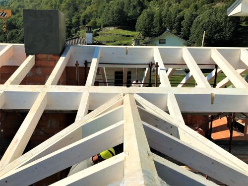 struttura-verticale-in-abete-lamellare-sbiancata-2